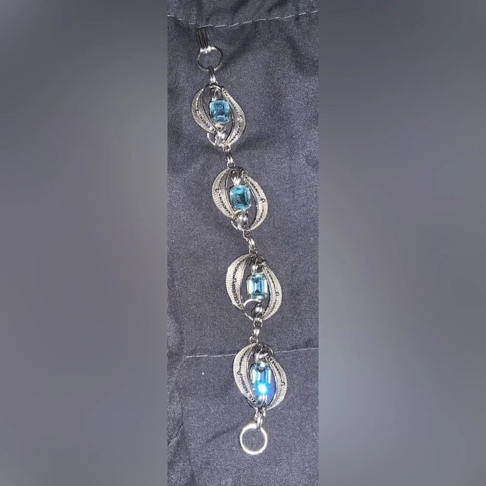 Van Dell Vintage Sterling Silver & Blue Topaz Bracelet – 7" - Picture 1 of 5